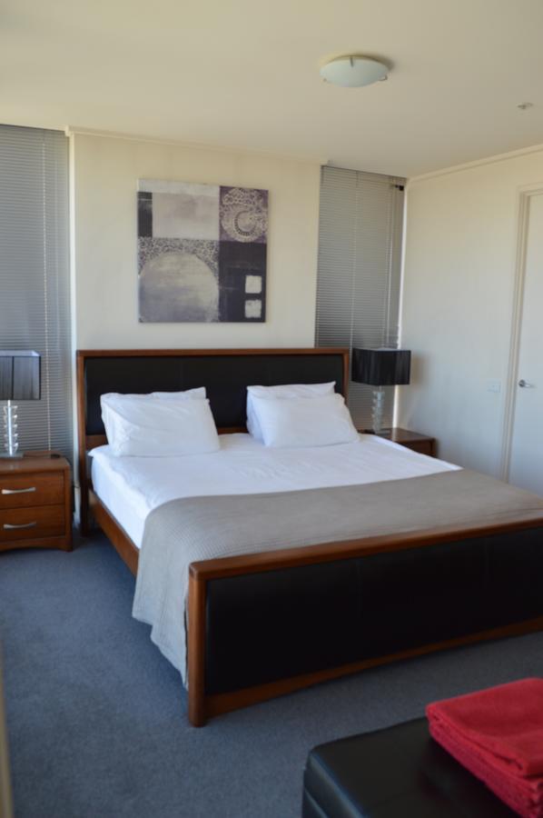 3 Bedroom Apartment In Southbank Melbourne City Exterior foto