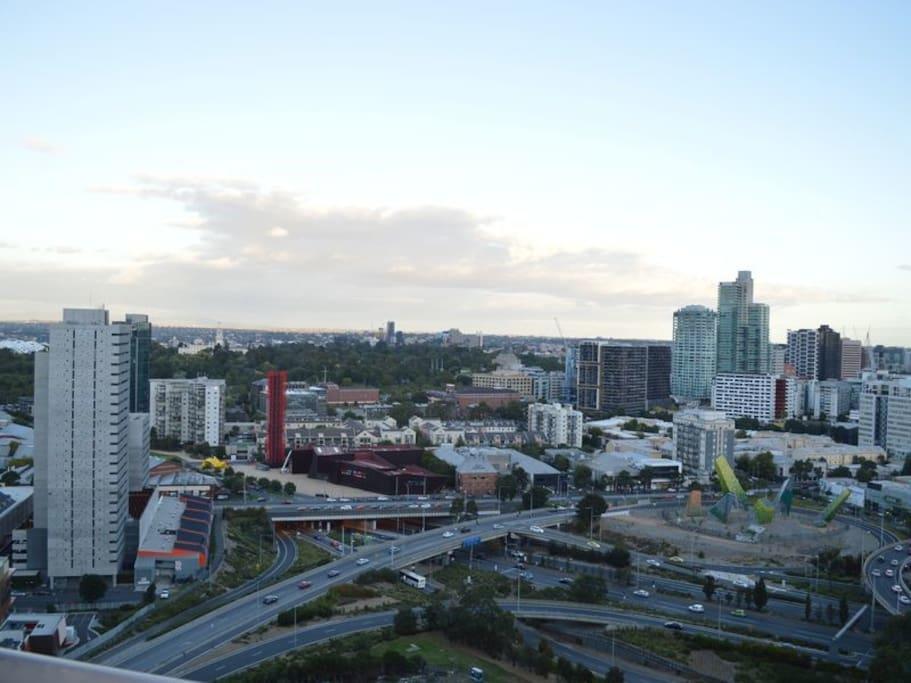 3 Bedroom Apartment In Southbank Melbourne City Exterior foto