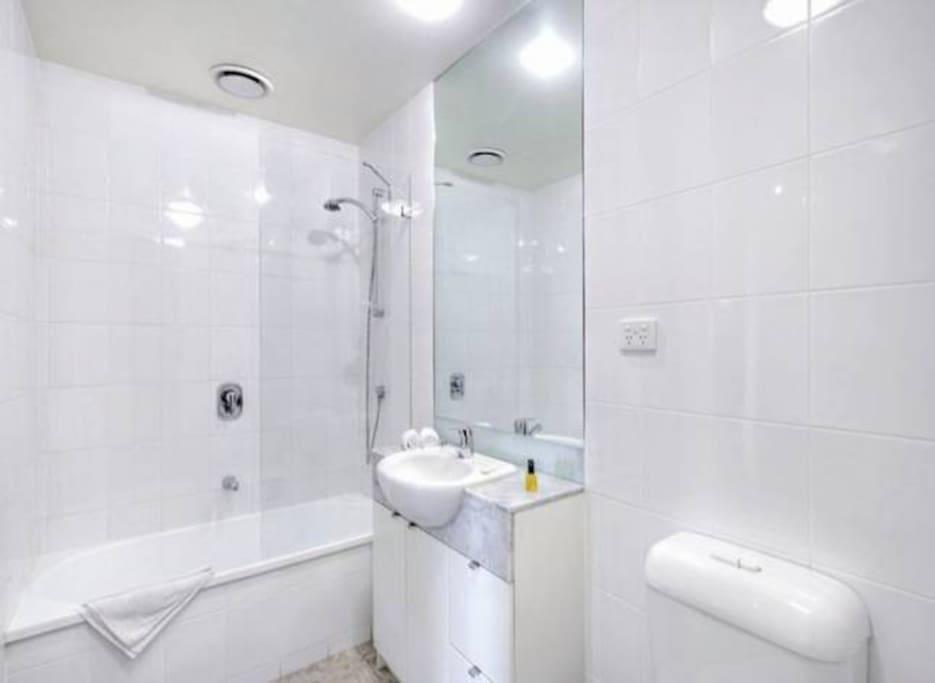 3 Bedroom Apartment In Southbank Melbourne City Exterior foto