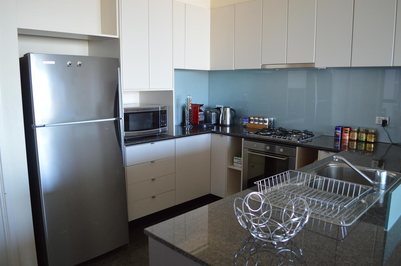 3 Bedroom Apartment In Southbank Melbourne City Exterior foto